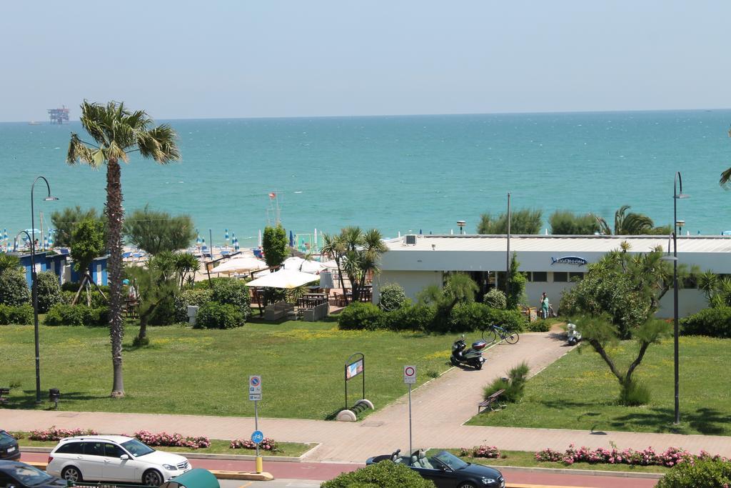 Casavacanze Castelli Di Sabbia Porto SantʼElpidio エクステリア 写真